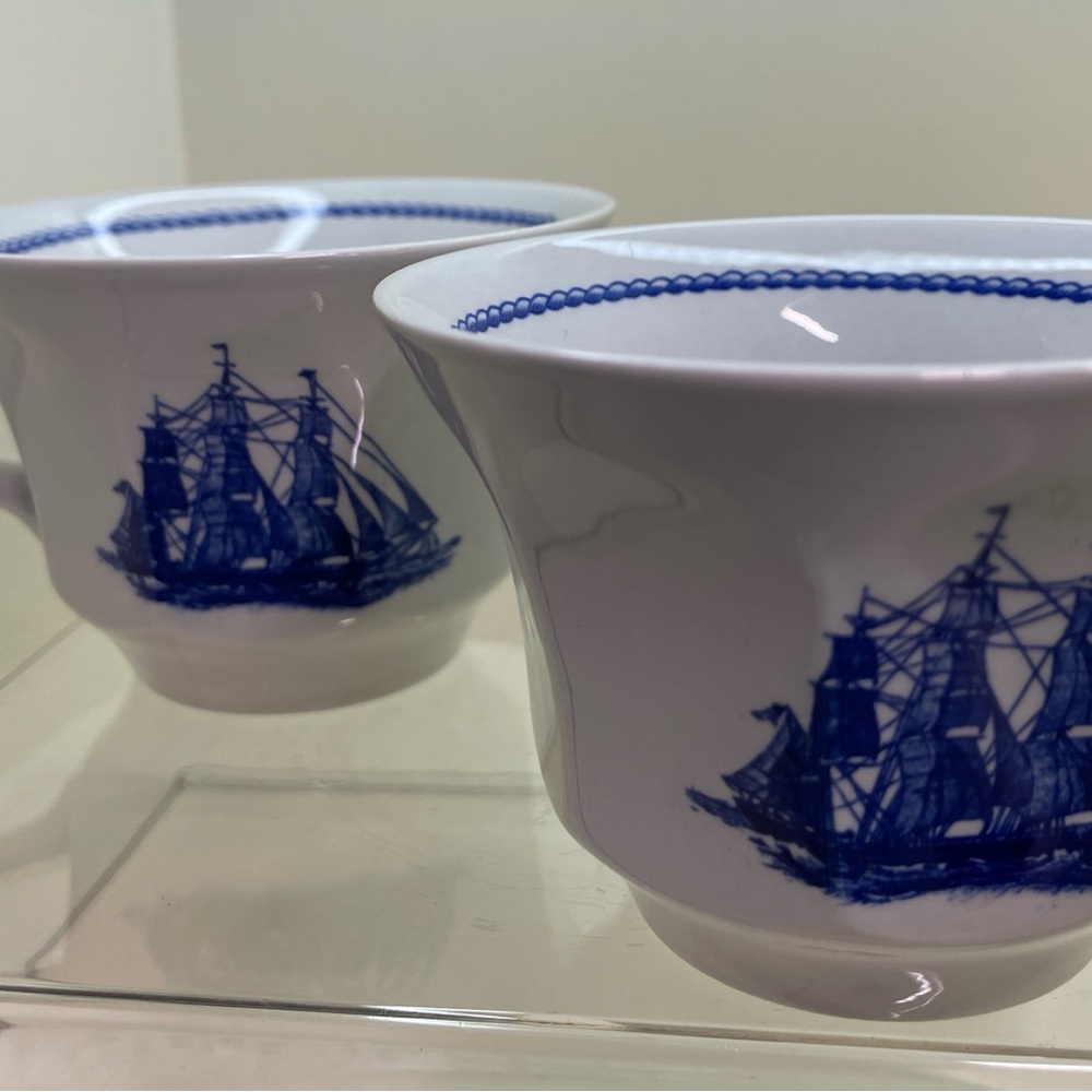 Wedgwood American Clipper blue and white transferware teacups / 2 - Picture 5 of 5